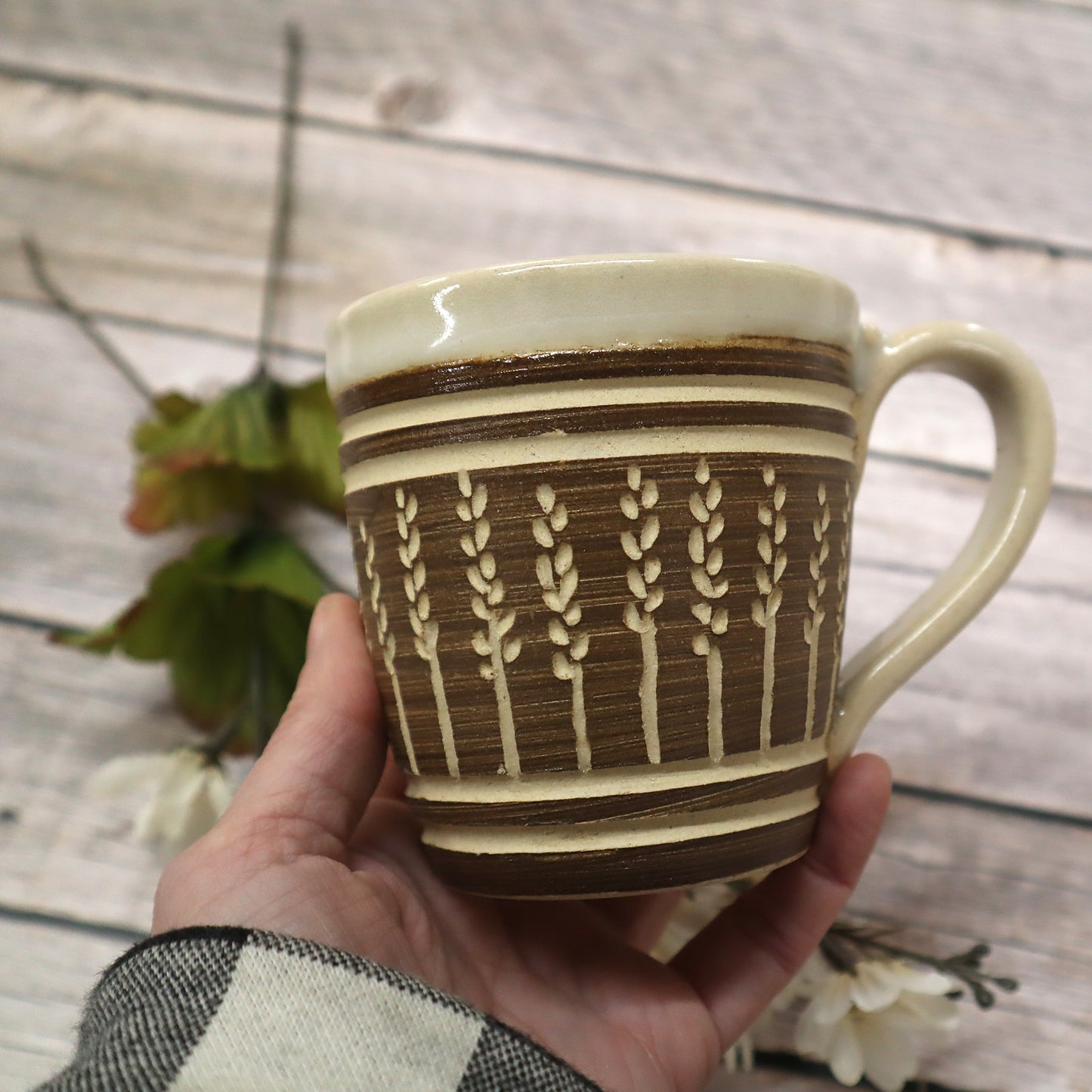 Small Stoneware Curve Mug with Wheat Motif